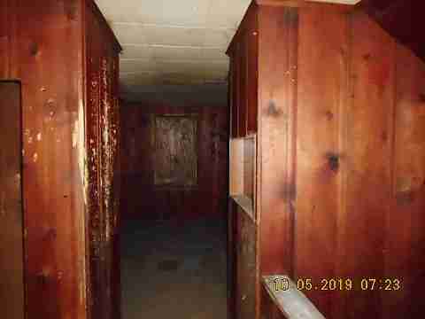 9042 Burt (16)_m.jpg